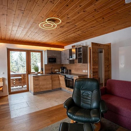 Schickster Sky Lodge 洛伊塔施 外观 照片