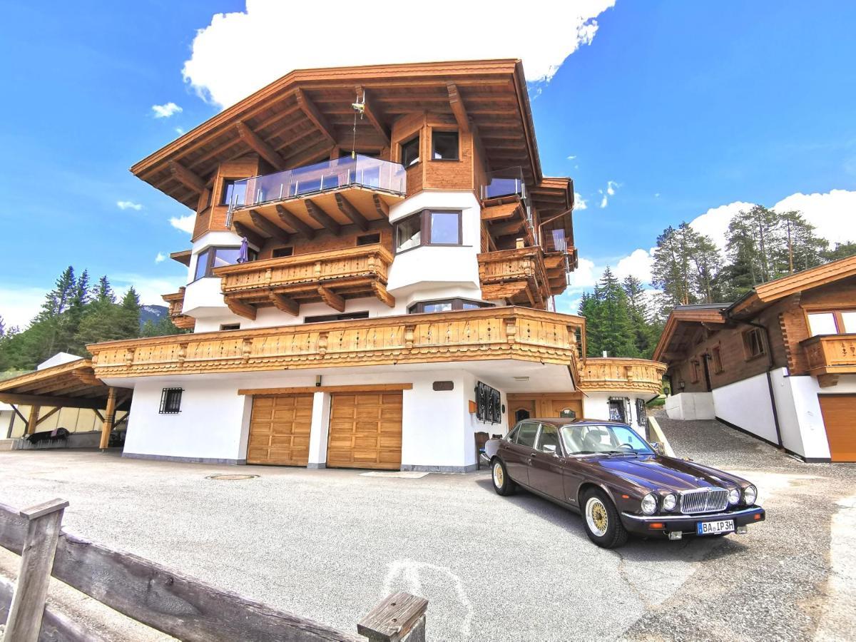 Schickster Sky Lodge 洛伊塔施 外观 照片
