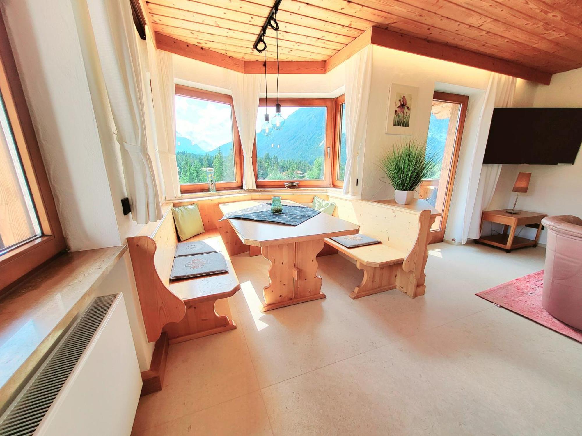 Schickster Sky Lodge 洛伊塔施 外观 照片