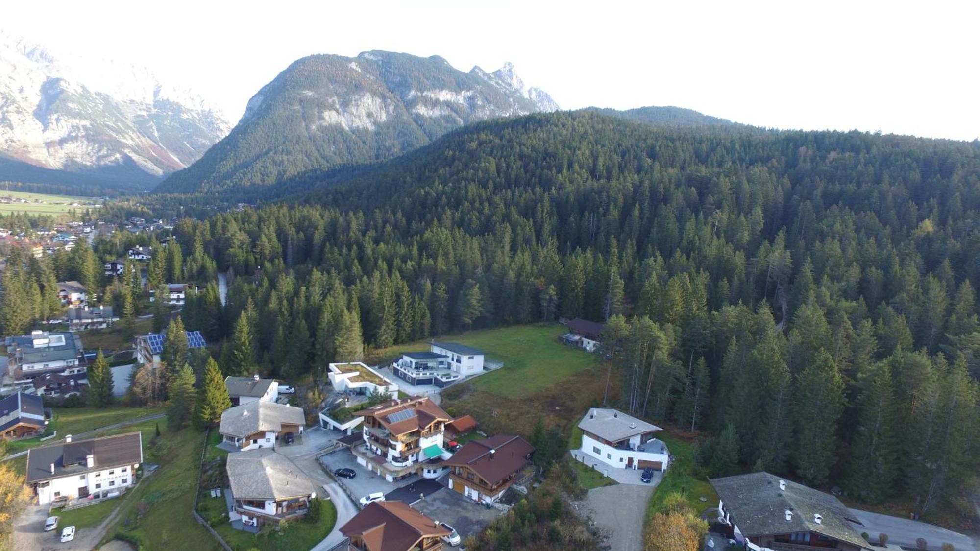 Schickster Sky Lodge 洛伊塔施 外观 照片