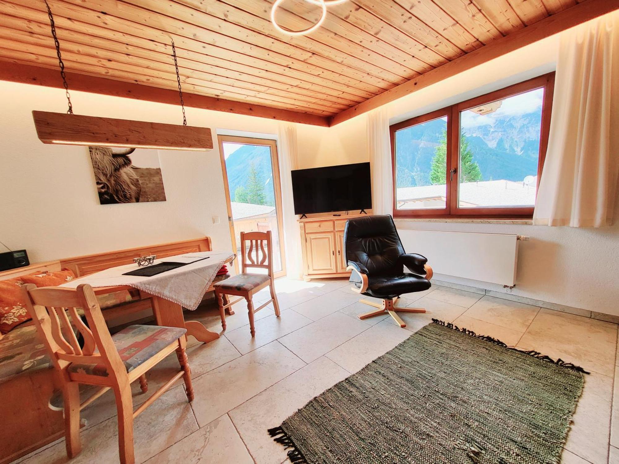Schickster Sky Lodge 洛伊塔施 外观 照片