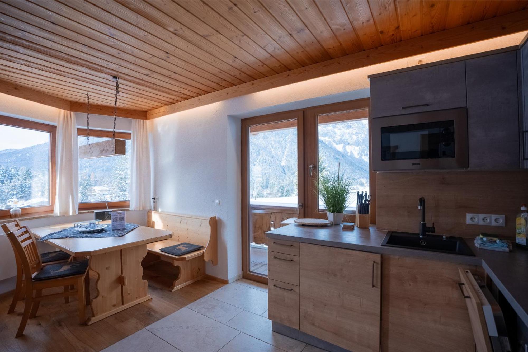 Schickster Sky Lodge 洛伊塔施 外观 照片