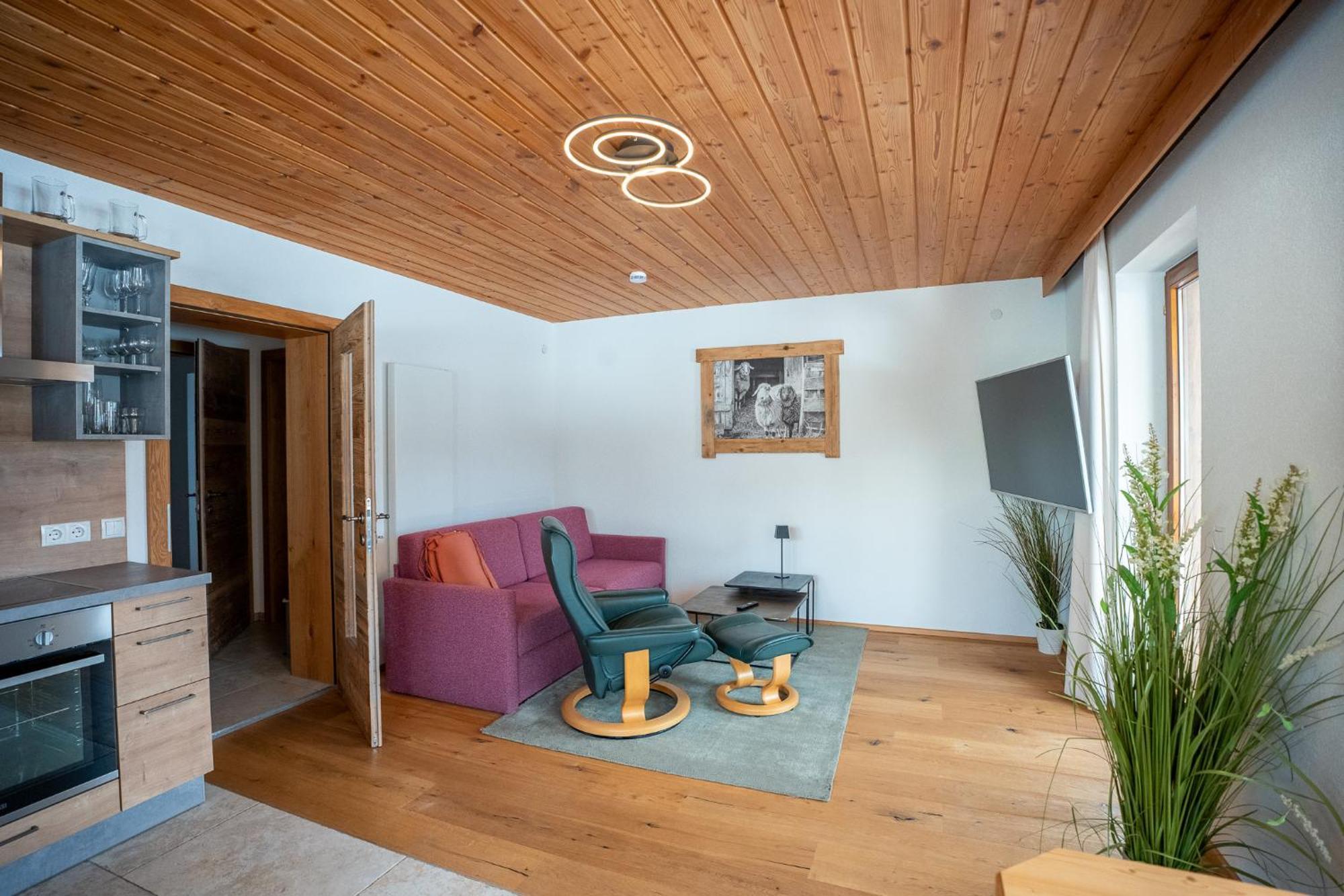 Schickster Sky Lodge 洛伊塔施 外观 照片